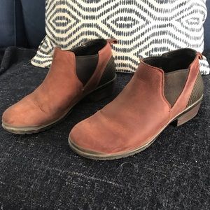 Keen booties-size 40.5/US 10.5